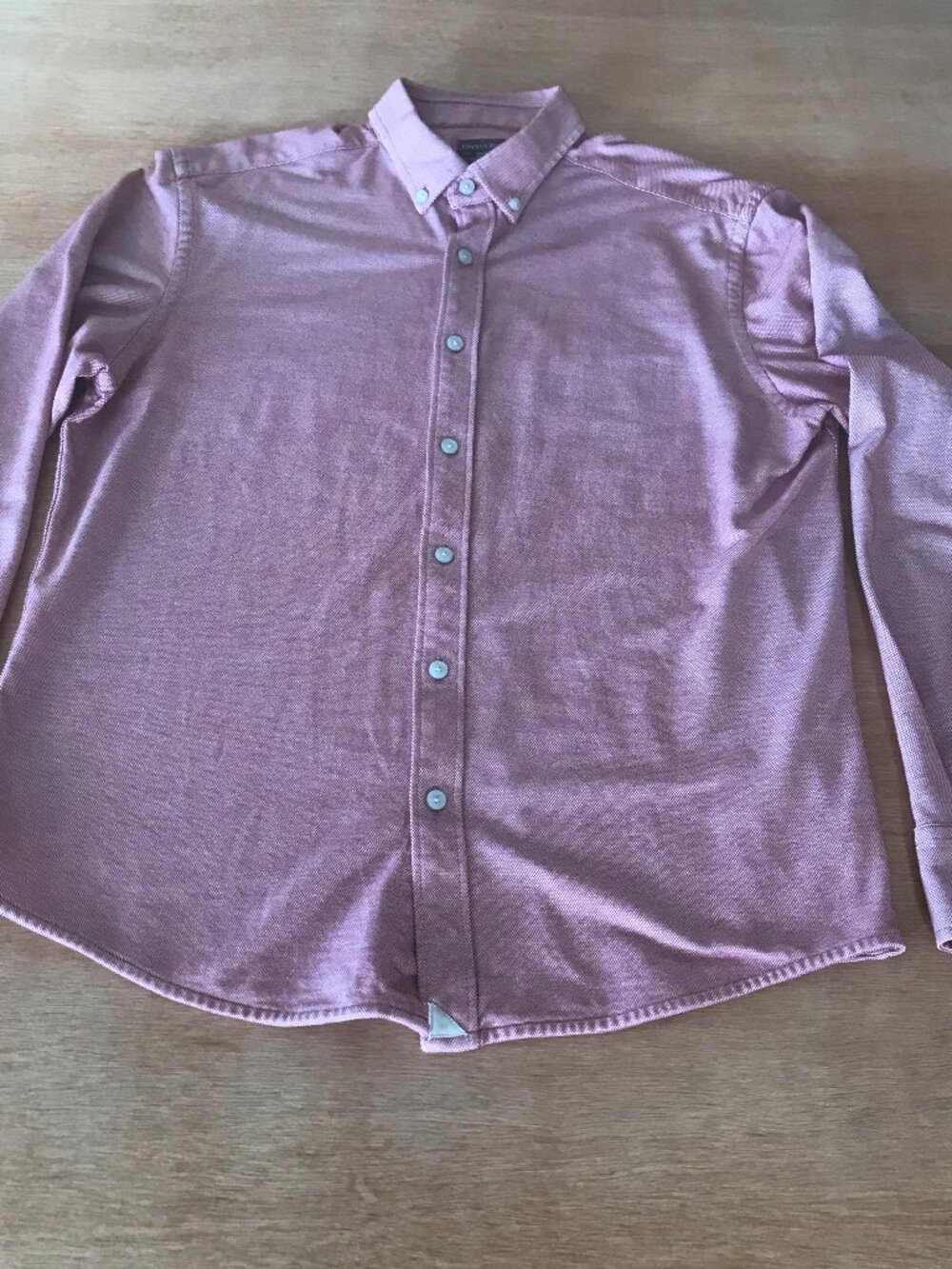 Untuckit Dress Shirt Men M Red Button Down Long Sleeve Business Casual Workwear